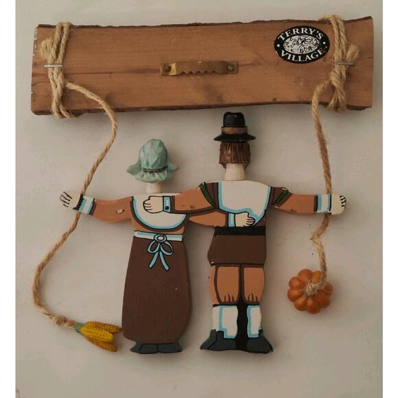 Terry's Village Wooden Folk Art Thanksgiving Holiday Hanging Sign Pilgrims Decor - Picture 2 of 5
